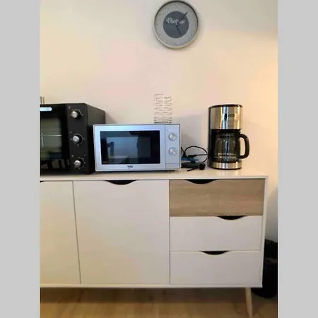 Apartment Centre 10 - Entree Autonome